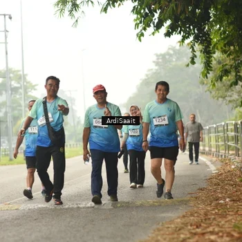 Runner Photo 8858683