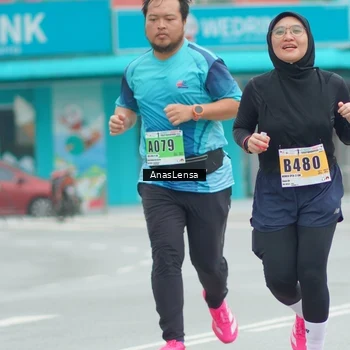 Runner Photo 8858685