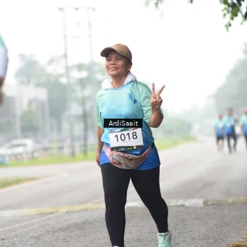 Runner Photo 8858694