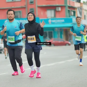 Runner Photo 8858704