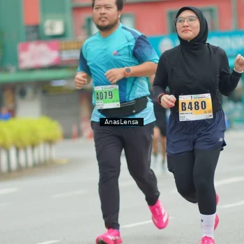 Runner Photo 8858710