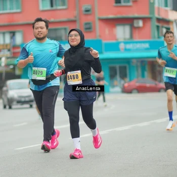 Runner Photo 8858716