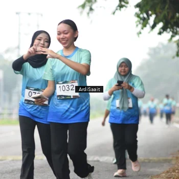 Runner Photo 8858721
