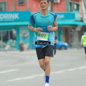 Runner Photo 8858726