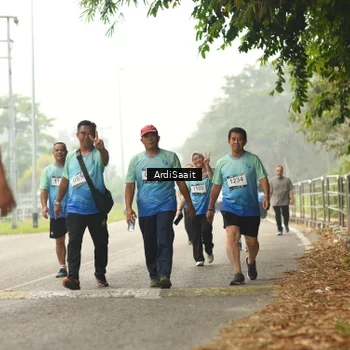 Runner Photo 8858737
