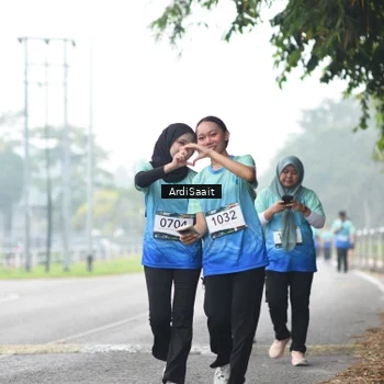 Runner Photo 8858741