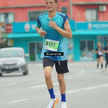 Runner Photo 8858770
