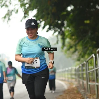 Runner Photo 8858794
