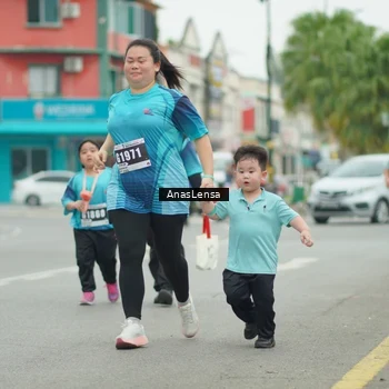 Runner Photo 8858817