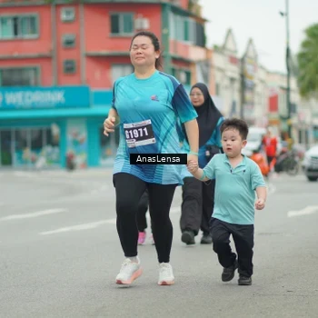 Runner Photo 8858819