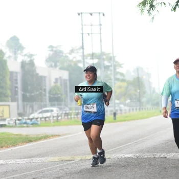 Runner Photo 8858860