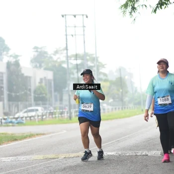 Runner Photo 8858861