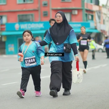 Runner Photo 8858894