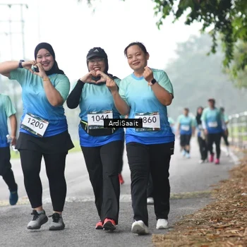 Runner Photo 8858918
