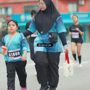 Runner Photo 8858921