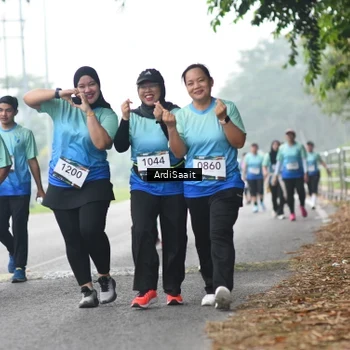 Runner Photo 8858932