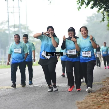 Runner Photo 8858937