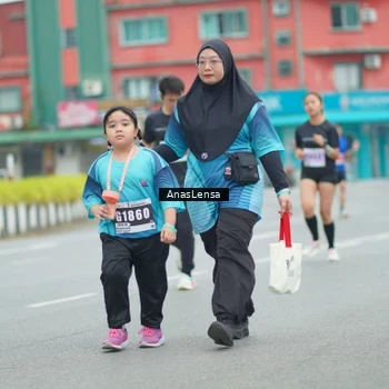 Runner Photo 8858939