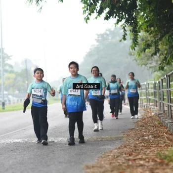 Runner Photo 8858999