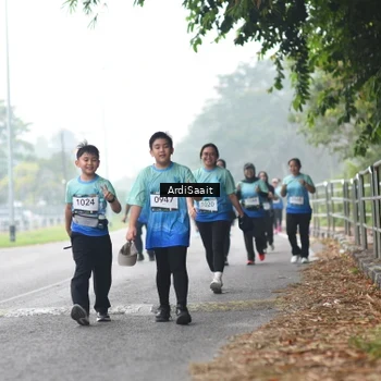 Runner Photo 8859010