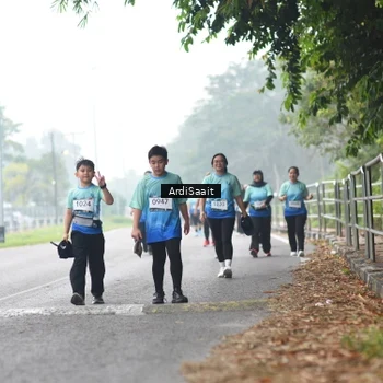 Runner Photo 8859016