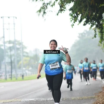 Runner Photo 8859042