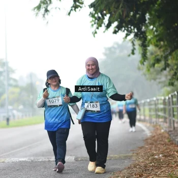 Runner Photo 8859057