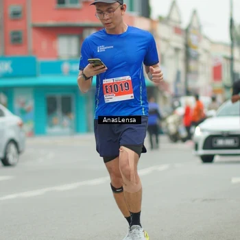 Runner Photo 8859062