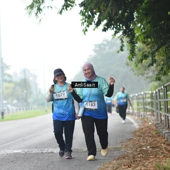 Runner Photo 8859076