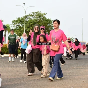 Runner Photo 8859093