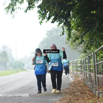 Runner Photo 8859096