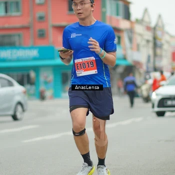 Runner Photo 8859101