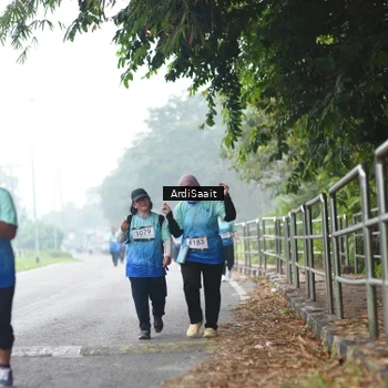 Runner Photo 8859114