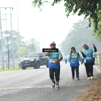 Runner Photo 8859128
