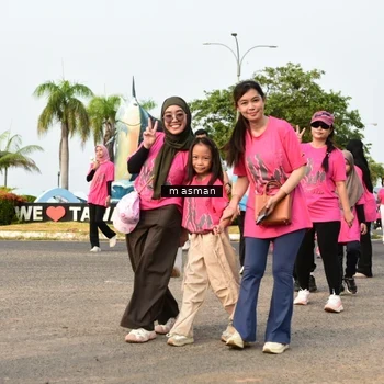 Runner Photo 8859142