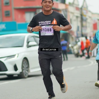 Runner Photo 8859174