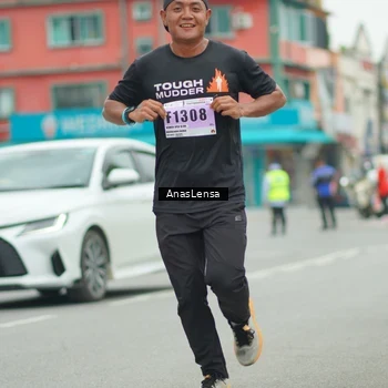 Runner Photo 8859176