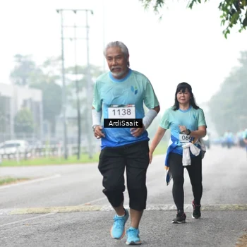 Runner Photo 8859184