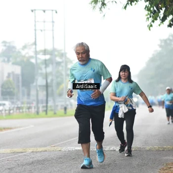 Runner Photo 8859186