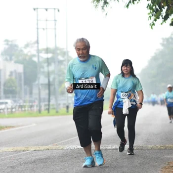 Runner Photo 8859192