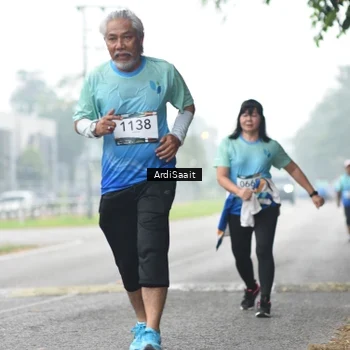 Runner Photo 8859193
