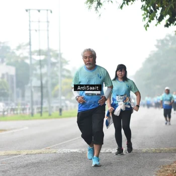 Runner Photo 8859197