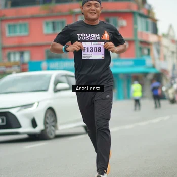 Runner Photo 8859249
