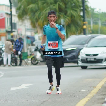 Runner Photo 8859298