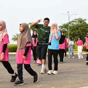 Runner Photo 8859311