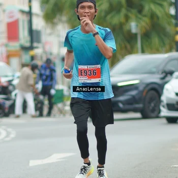 Runner Photo 8859325