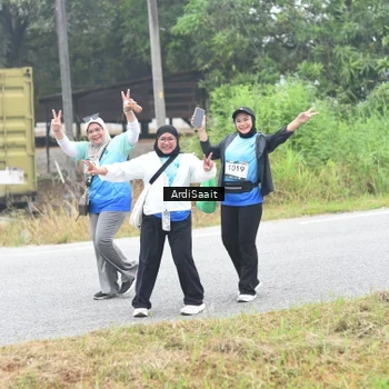 Runner Photo 8859376