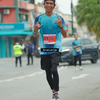 Runner Photo 8859402