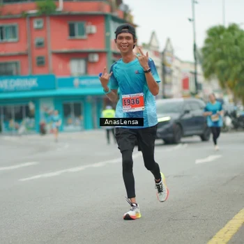 Runner Photo 8859432