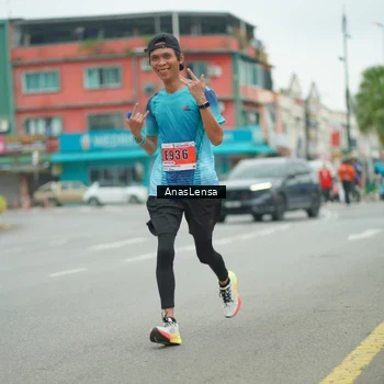Runner Photo 8859461